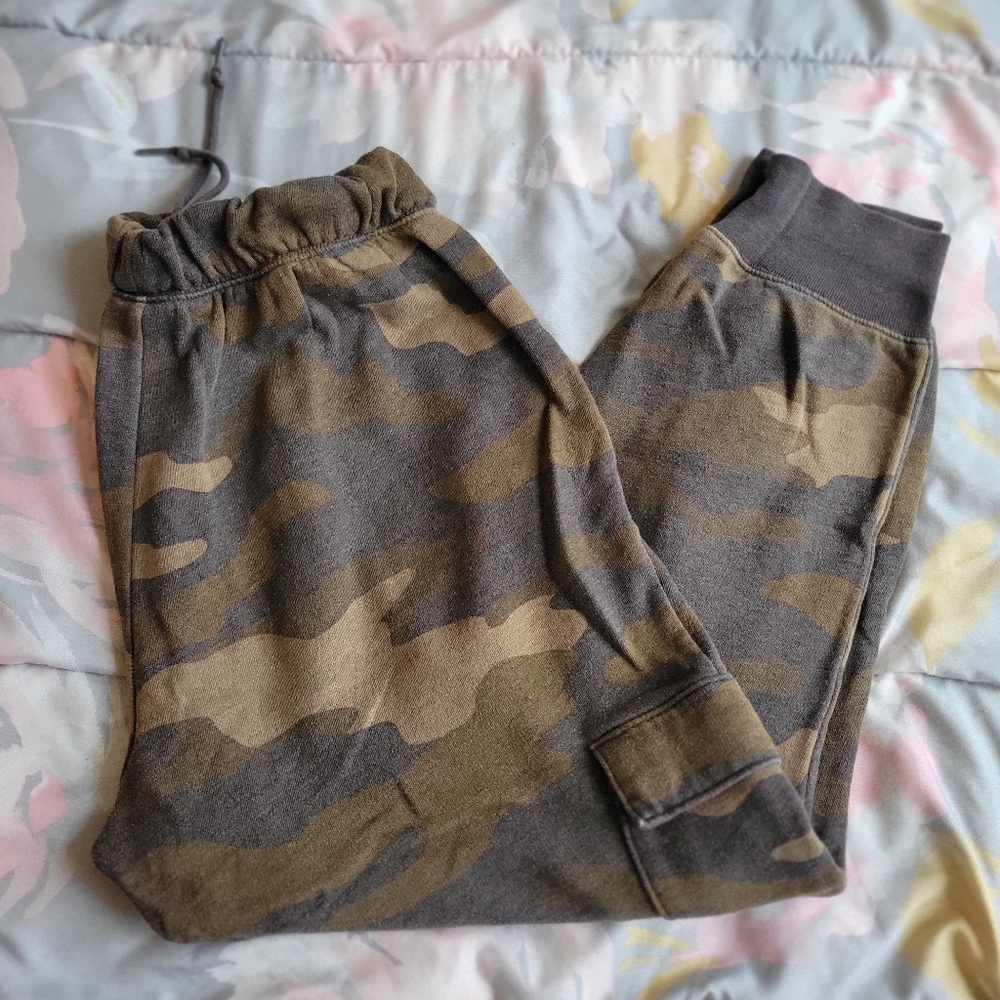 Pink Camo Sweatpants